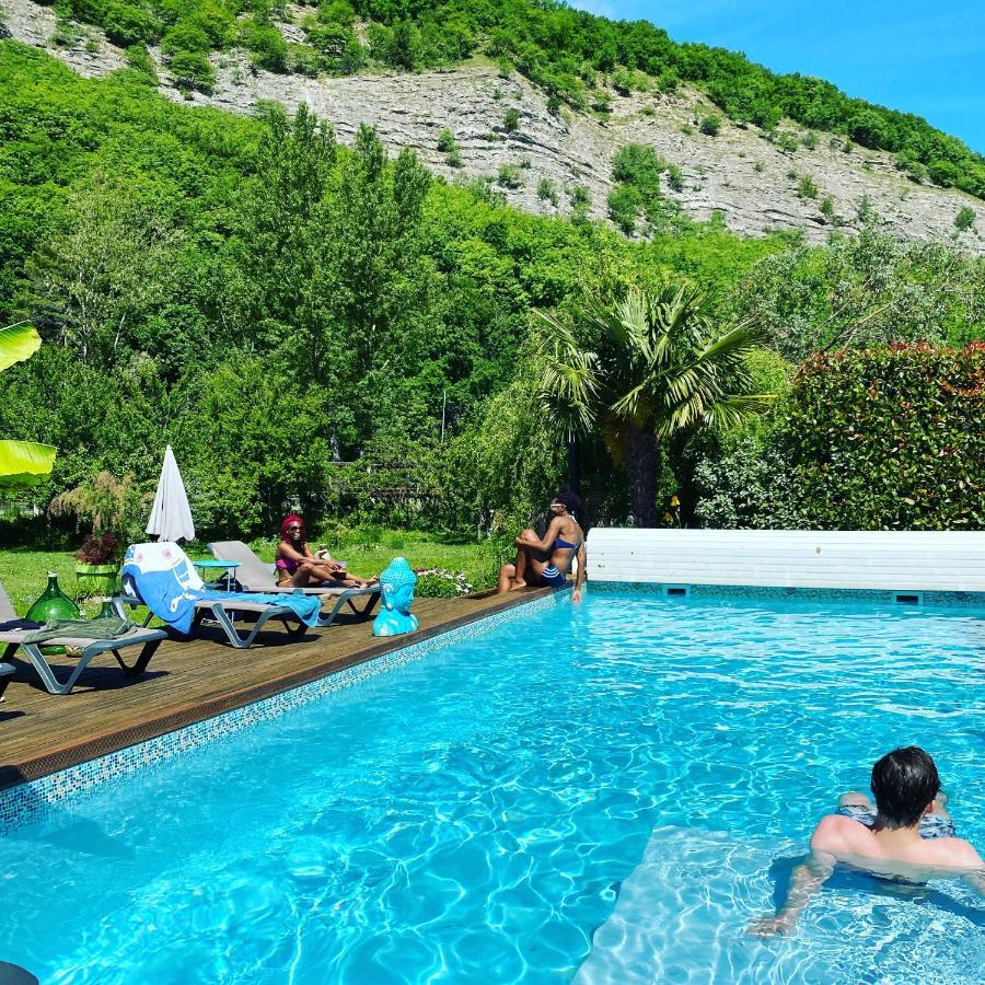 Gite L'O Bleue (Adults Only) Varces-Allieres-et-Risset Exterior foto