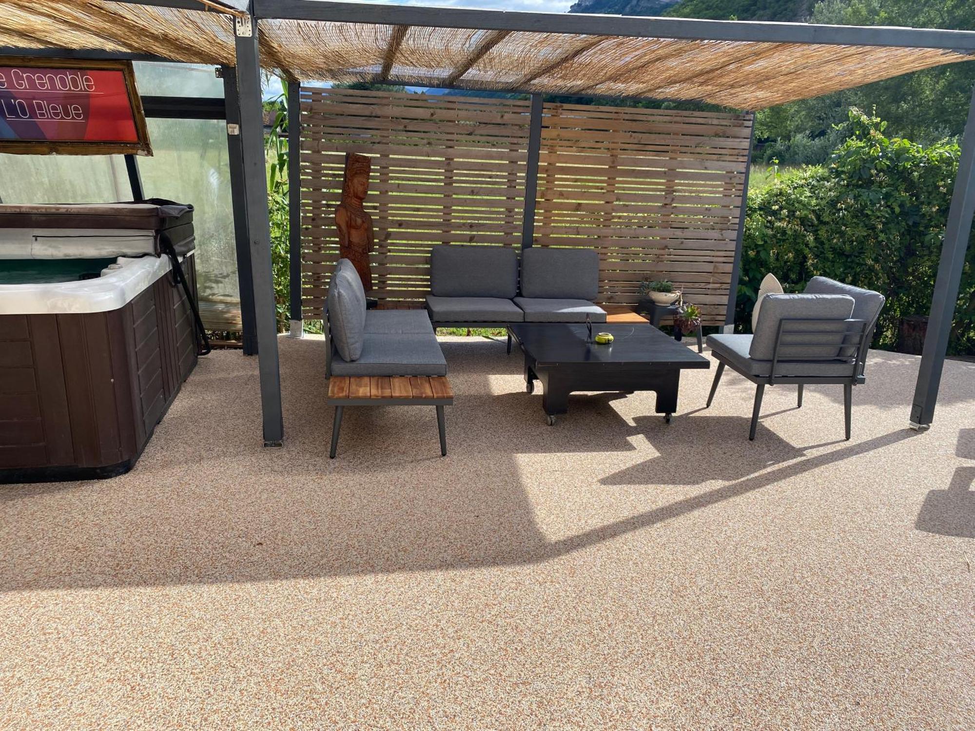 Gite L'O Bleue (Adults Only) Varces-Allieres-et-Risset Exterior foto